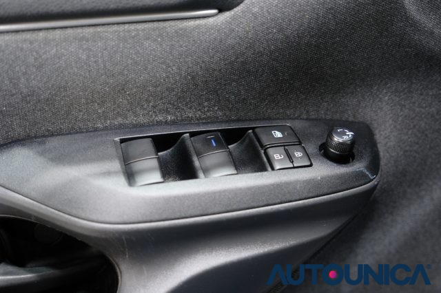 TOYOTA Yaris usata, con Frenata d