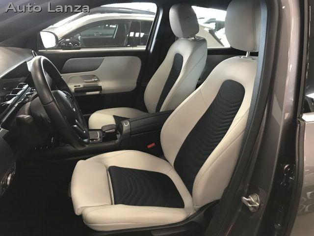 MERCEDES-BENZ GLA 250 usata, con Autoradio