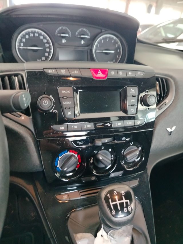 LANCIA Ypsilon usata 17