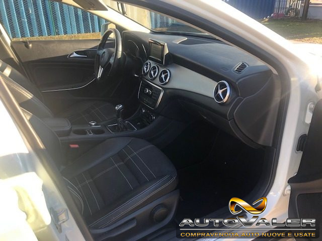 MERCEDES-BENZ GLA 200 usata, con ESP