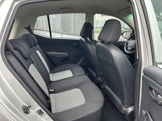 HYUNDAI i10 usata, con Chiusura centralizzata