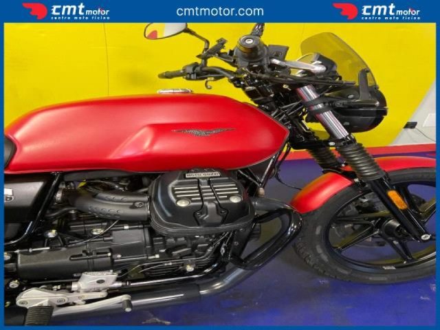 MOTO GUZZI V7 usata 8