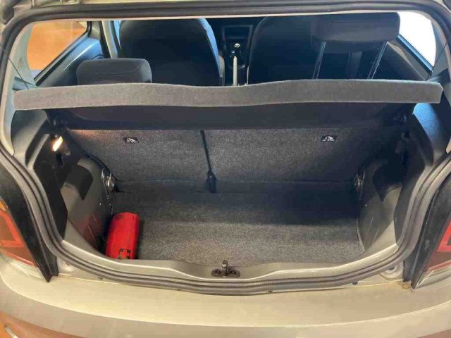 VOLKSWAGEN up! usata, con Controllo automatico clima