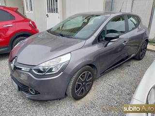 RENAULT Clio usata, con Airbag