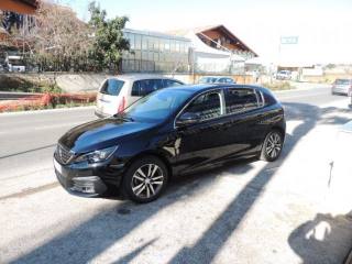 PEUGEOT 308 usata, con Airbag