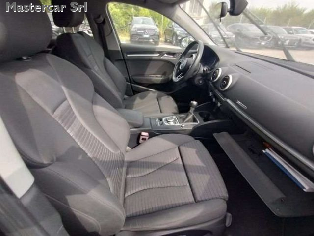 AUDI A3 usata, con Alzacristalli elettrici