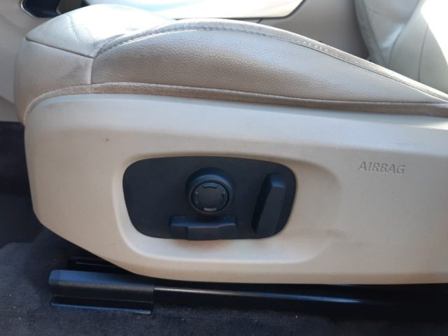 LAND ROVER Range Rover Evoque usata, con USB