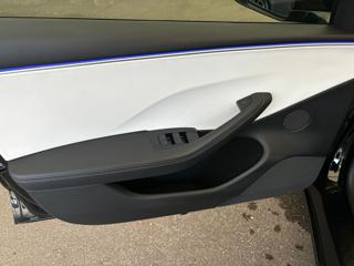 TESLA Model 3 usata, con Alzacristalli elettrici