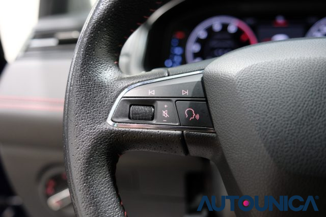 SEAT Arona usata, con Leve al volante