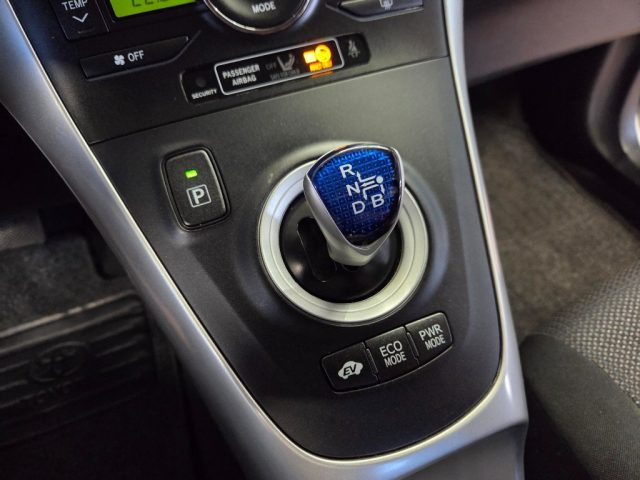 TOYOTA Auris usata, con Climatizzatore