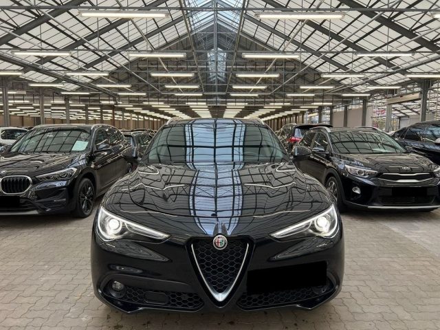 ALFA ROMEO Stelvio usata, con Airbag