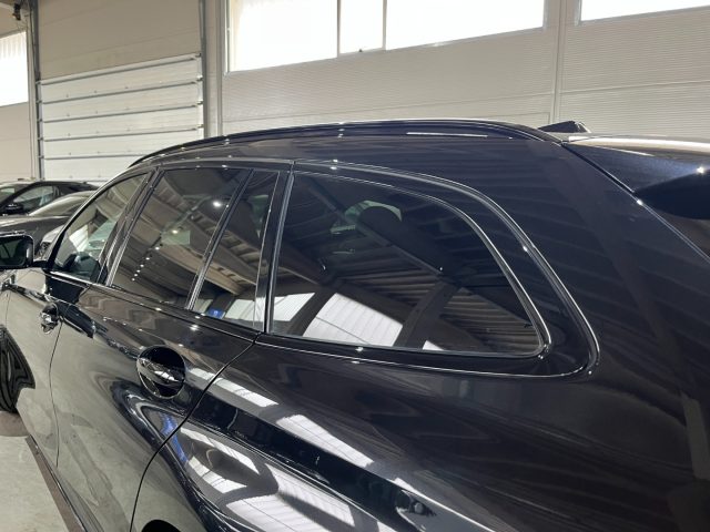 BMW 320 usata, con Gancio traino