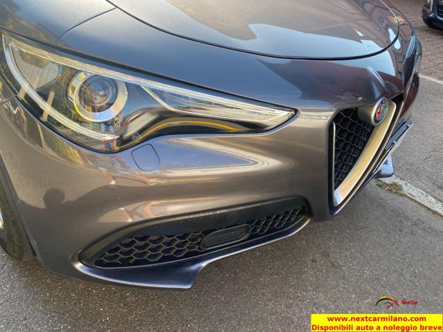 ALFA ROMEO Stelvio usata, con Sensore di luce