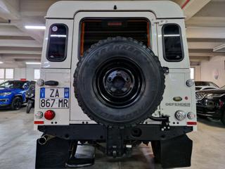 LAND ROVER Defender usata, con Autoradio
