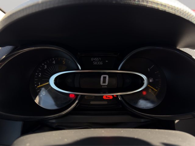 RENAULT Clio usata 11
