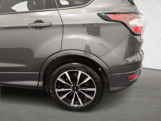 FORD Kuga usata, con Volante multifunzione