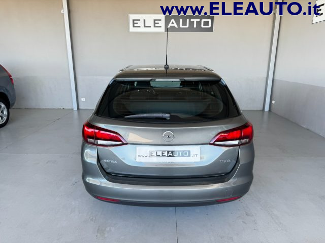 OPEL Astra usata, con Autoradio