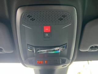 PEUGEOT 208 usata, con Isofix