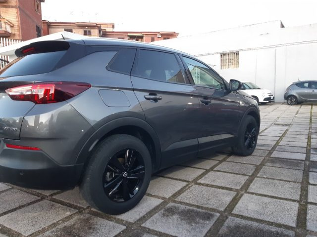 OPEL Grandland X usata, con Alzacristalli elettrici