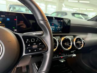 MERCEDES-BENZ A 180 usata, con Sensori di parcheggio anteriori