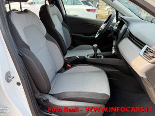 MITSUBISHI Colt usata, con Autoradio