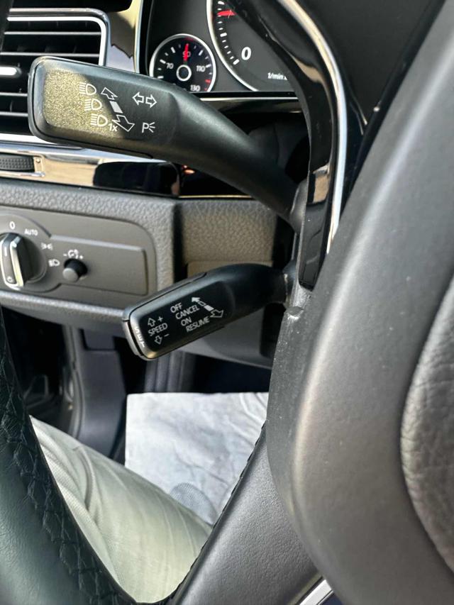 VOLKSWAGEN Touareg usata, con Luci diurne LED