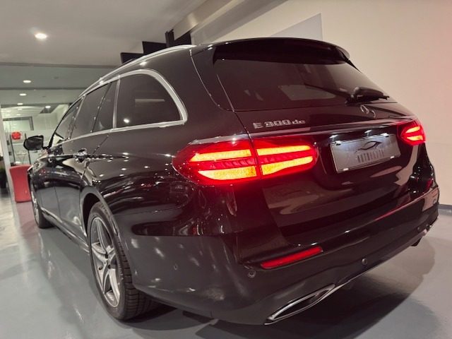 MERCEDES-BENZ E 300 usata, con Airbag Passeggero