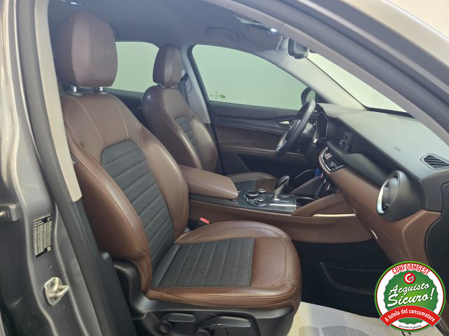 ALFA ROMEO Stelvio usata, con Sensore di luce