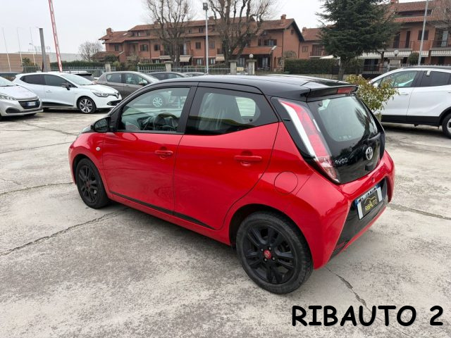 TOYOTA Aygo usata, con Airbag