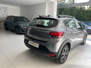 DACIA Sandero usata, con Sistema di navigazione