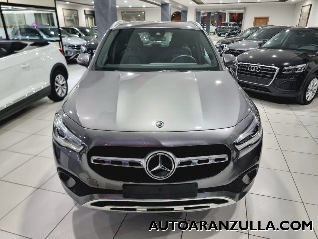 MERCEDES-BENZ GLA 200 usata, con Airbag