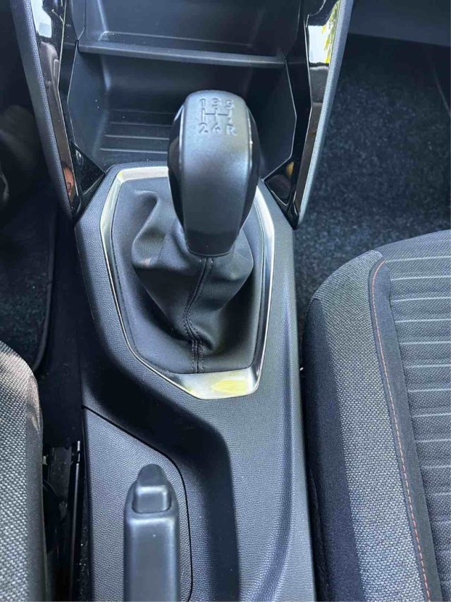 PEUGEOT 208 usata, con Climatizzatore