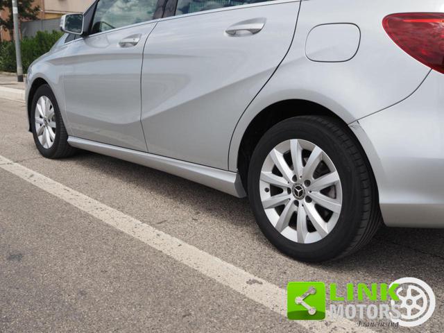 MERCEDES-BENZ B 180 usata, con Chiusura centralizzata telecomandata