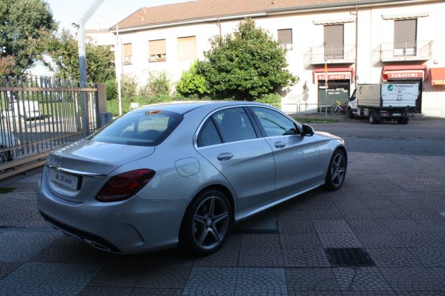 MERCEDES-BENZ C 250 usata, con Autoradio