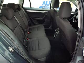 SKODA Octavia usata, con Bracciolo