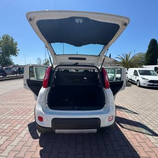 FIAT New Panda usata, con USB