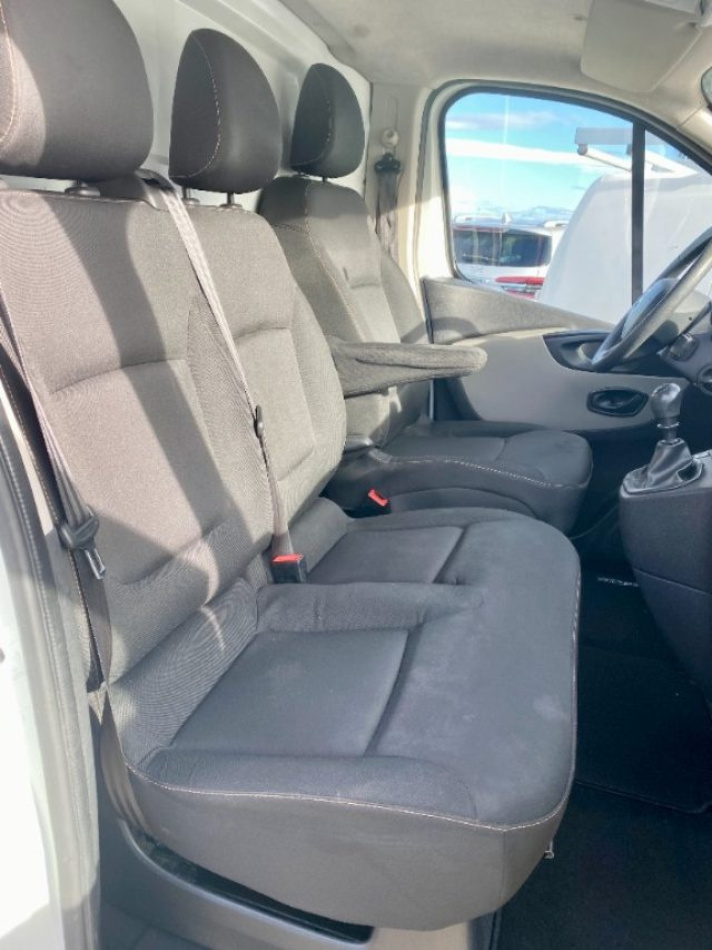 RENAULT Trafic usata, con ESP