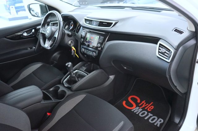 NISSAN Qashqai usata, con Climatizzatore