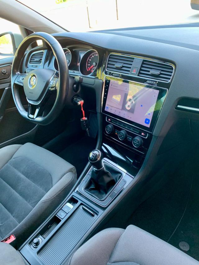 VOLKSWAGEN Golf usata, con ESP