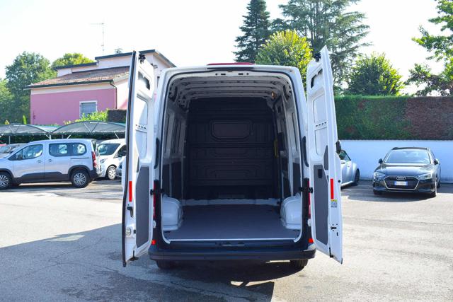 VOLKSWAGEN Crafter usata, con Apple CarPlay