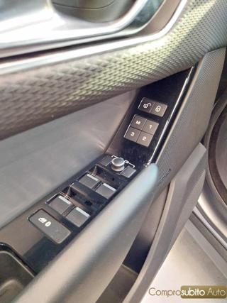 LAND ROVER Range Rover Velar usata 41