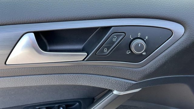VOLKSWAGEN e-Golf usata, con Immobilizzatore elettronico
