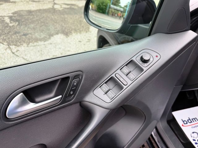 VOLKSWAGEN Tiguan usata, con Lettore CD