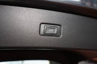 AUDI Q5 usata, con Sensori di parcheggio anteriori