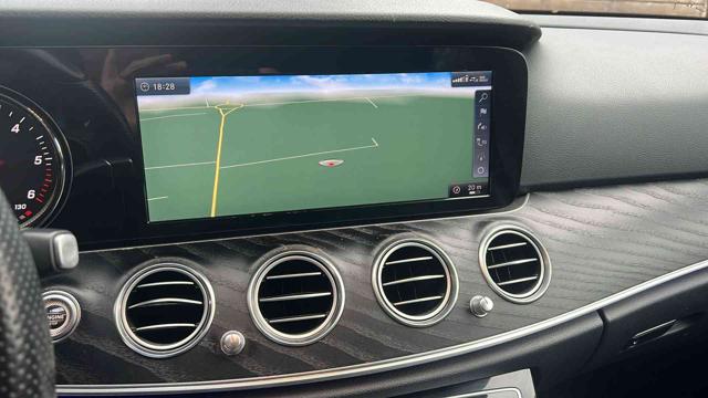 MERCEDES-BENZ E 220 usata, con Cruise Control