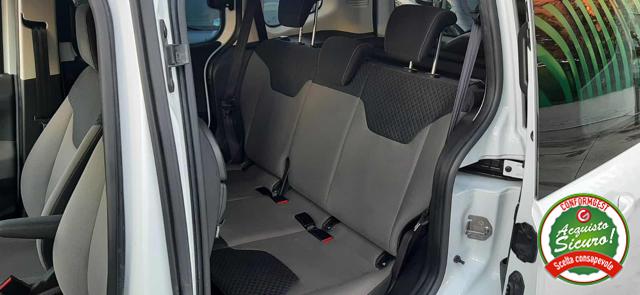 FORD Tourneo Courier usata, con Sistema di navigazione