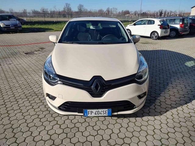 RENAULT Clio usata, con Controllo automatico clima