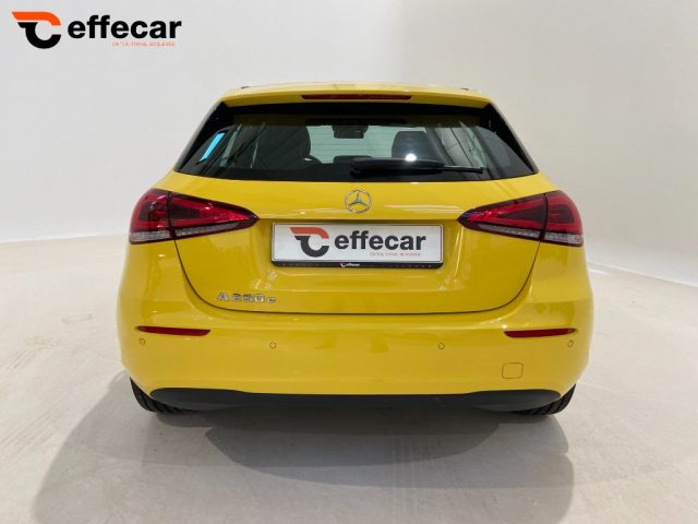 MERCEDES-BENZ A 250 usata, con Alzacristalli elettrici