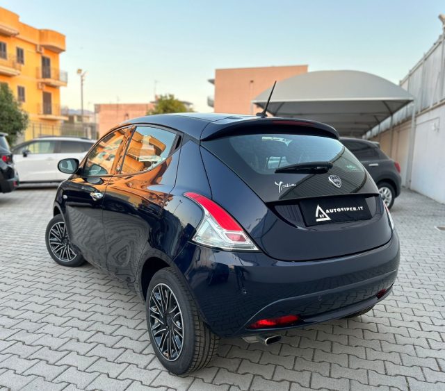 LANCIA Ypsilon usata, con Autoradio