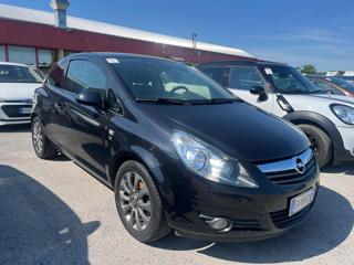 OPEL Corsa usata, con Airbag